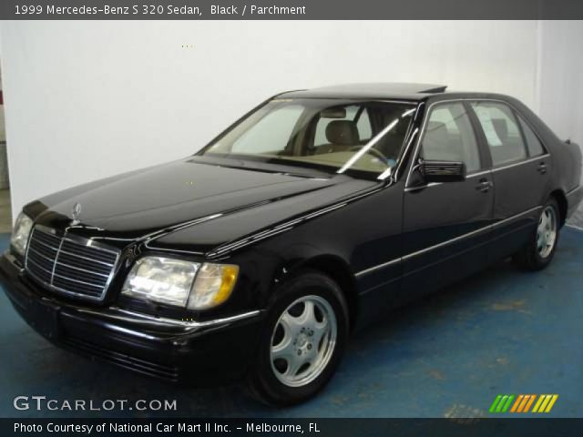 1999 Mercedes-Benz S 320 Sedan in Black