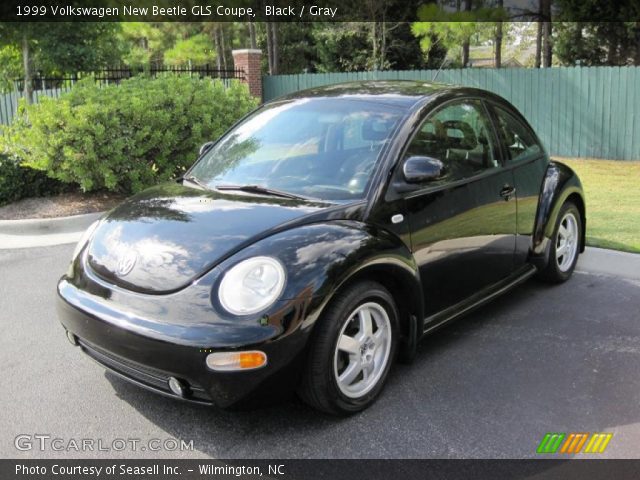 1999 Volkswagen New Beetle GLS Coupe in Black
