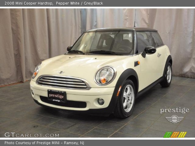 2008 Mini Cooper Hardtop in Pepper White
