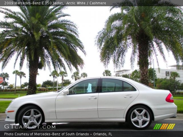 2009 Mercedes-Benz E 350 Sedan in Arctic White