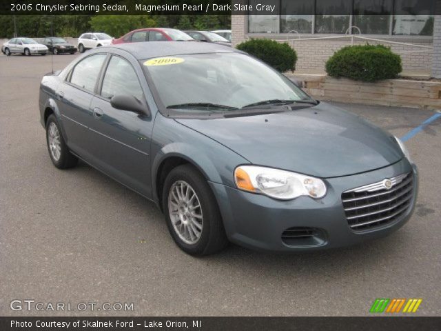 2006 Chrysler Sebring Sedan in Magnesium Pearl