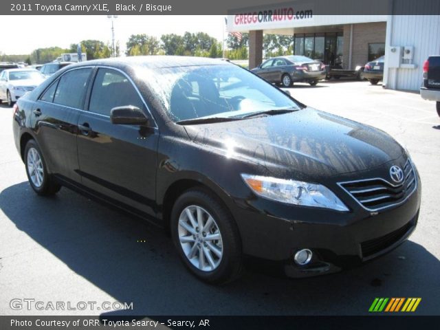2011 Toyota Camry XLE in Black