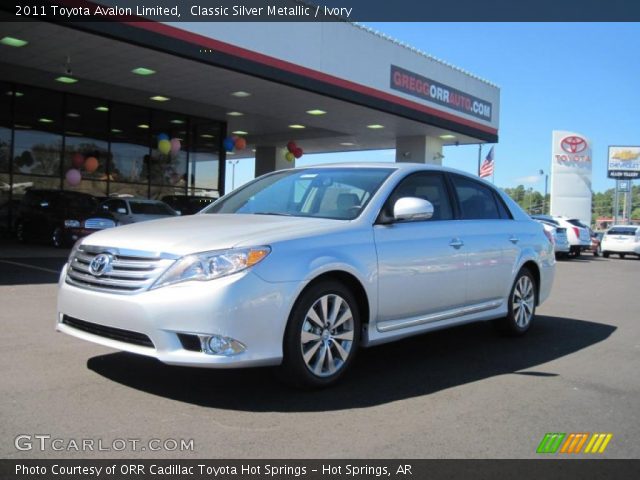 2011 Toyota Avalon Limited in Classic Silver Metallic