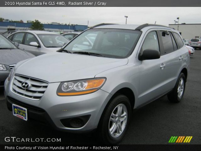 2010 Hyundai Santa Fe GLS 4WD in Radiant Silver