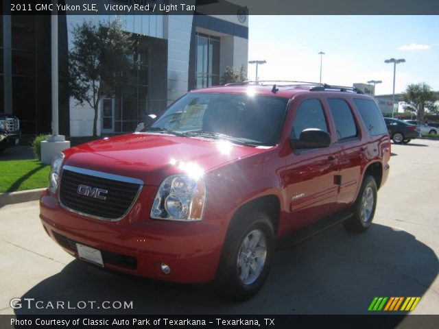 2011 GMC Yukon SLE in Victory Red