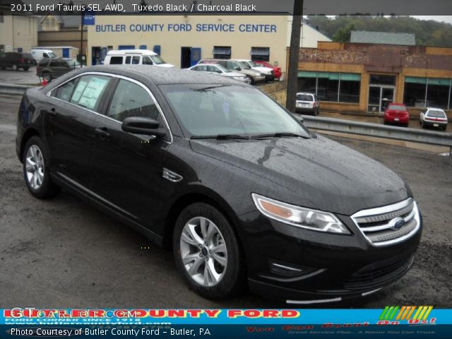 2011 Ford Taurus SEL AWD in Tuxedo Black