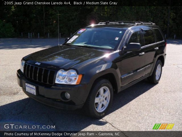 2005 Jeep Grand Cherokee Laredo 4x4 in Black