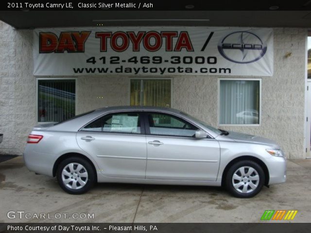 2011 Toyota Camry LE in Classic Silver Metallic