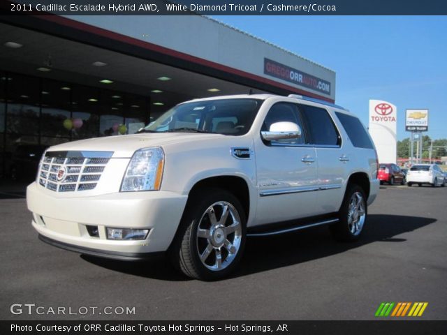 2011 Cadillac Escalade Hybrid AWD in White Diamond Tricoat
