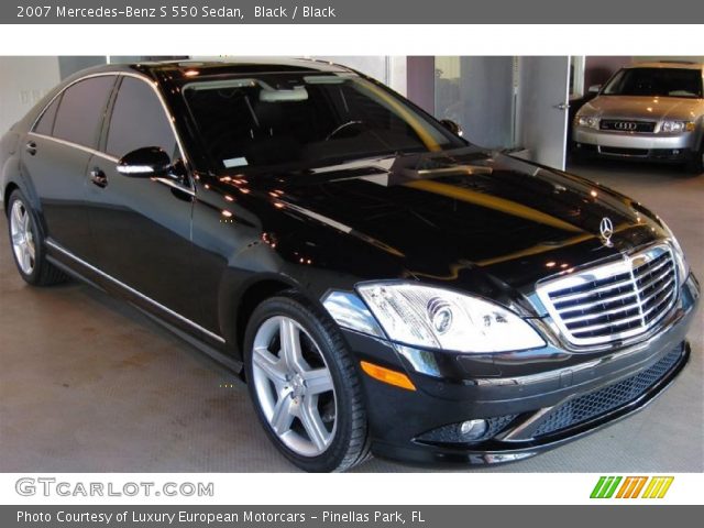 2007 Mercedes-Benz S 550 Sedan in Black