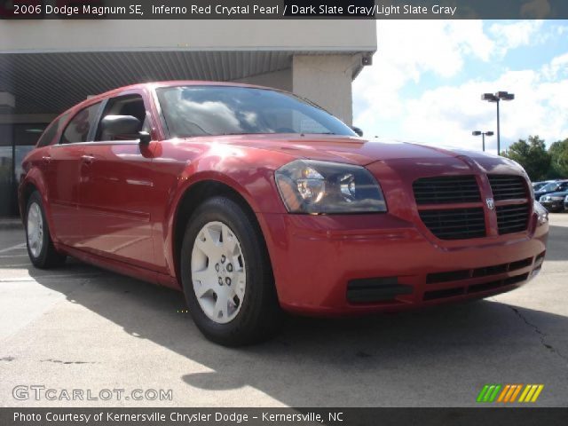 2006 Dodge Magnum SE in Inferno Red Crystal Pearl