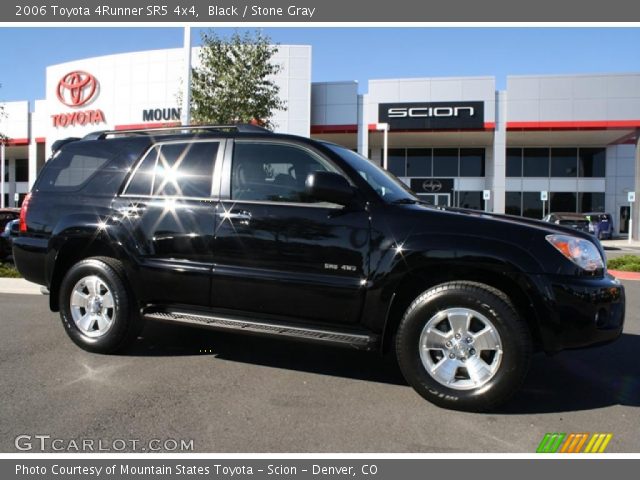 2006 Toyota 4Runner SR5 4x4 in Black