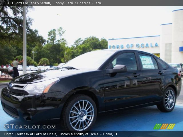 2011 Ford Focus SES Sedan in Ebony Black