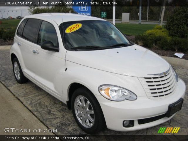 2009 Chrysler PT Cruiser Touring in Stone White