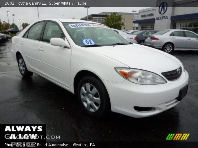 2002 Toyota Camry LE in Super White