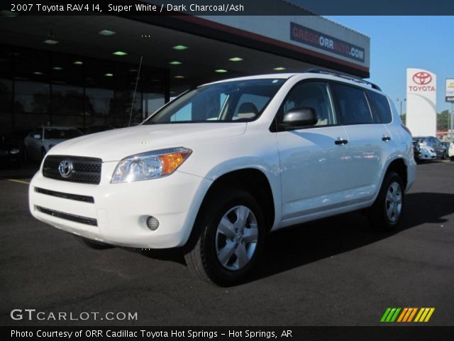 2007 Toyota RAV4 I4 in Super White