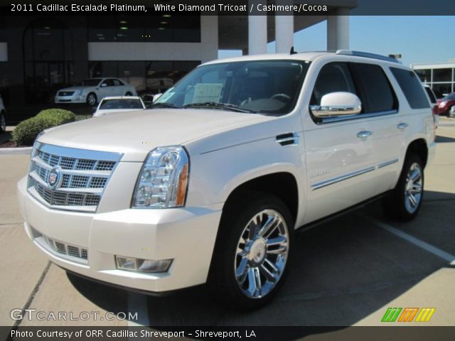 2011 Cadillac Escalade Platinum in White Diamond Tricoat