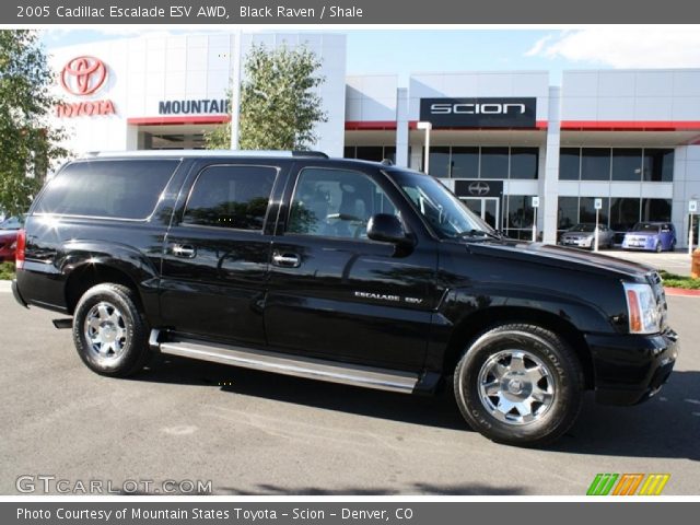 2005 Cadillac Escalade ESV AWD in Black Raven