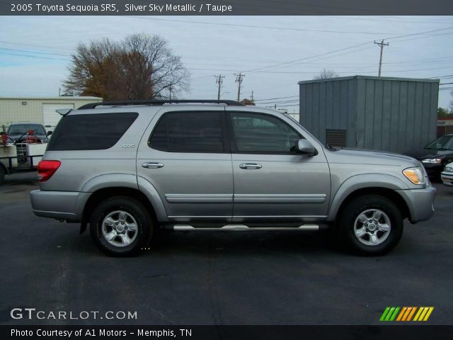 2005 Toyota Sequoia SR5 in Silver Sky Metallic