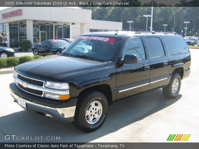 2005 Chevrolet Suburban 1500 LS 4x4 in Black