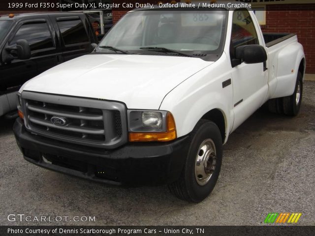1999 Ford F350 Super Duty XL Regular Cab Dually in Oxford White