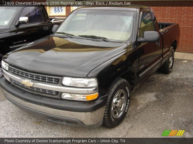 2000 Chevrolet Silverado 1500 Regular Cab in Onyx Black