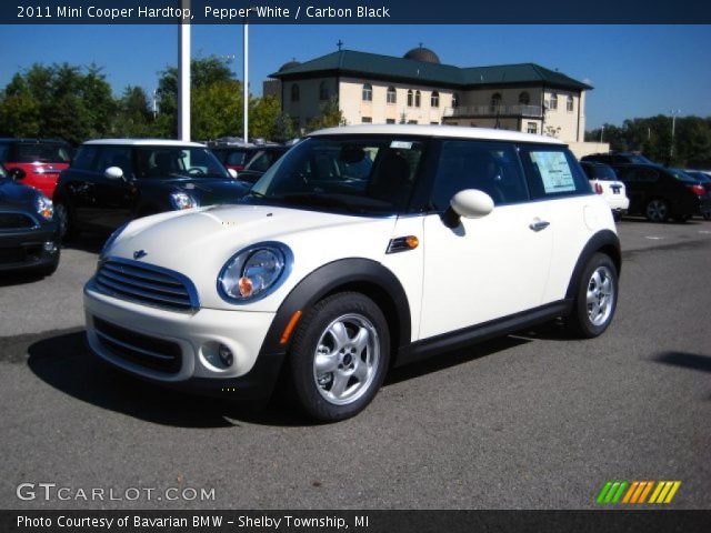 2011 Mini Cooper Hardtop in Pepper White