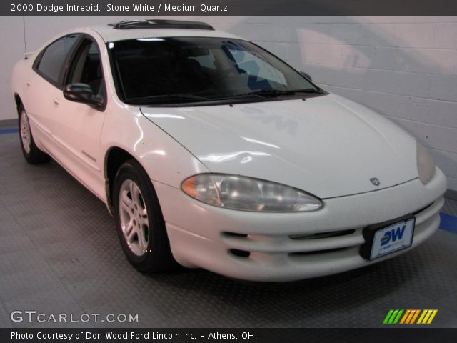 2000 Dodge Intrepid  in Stone White