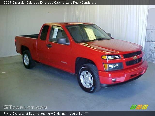 2005 Chevrolet Colorado Extended Cab in Victory Red