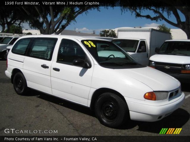 1998 Ford Windstar  in Vibrant White