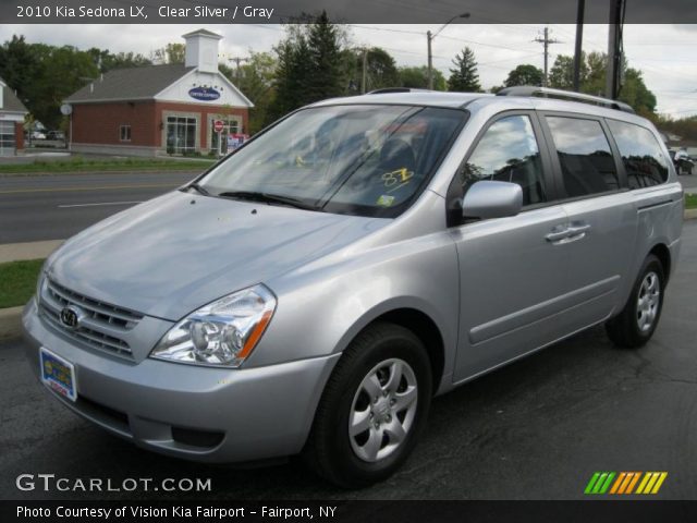 2010 Kia Sedona LX in Clear Silver