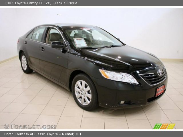 2007 Toyota Camry XLE V6 in Black