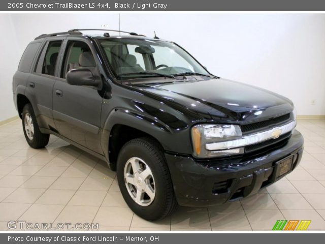 2005 Chevrolet TrailBlazer LS 4x4 in Black