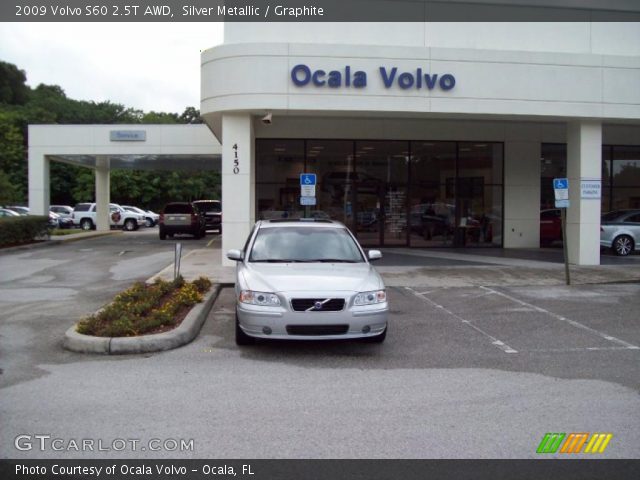 2009 Volvo S60 2.5T AWD in Silver Metallic