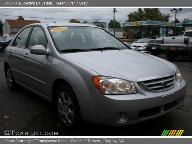 2006 Kia Spectra EX Sedan in Clear Silver