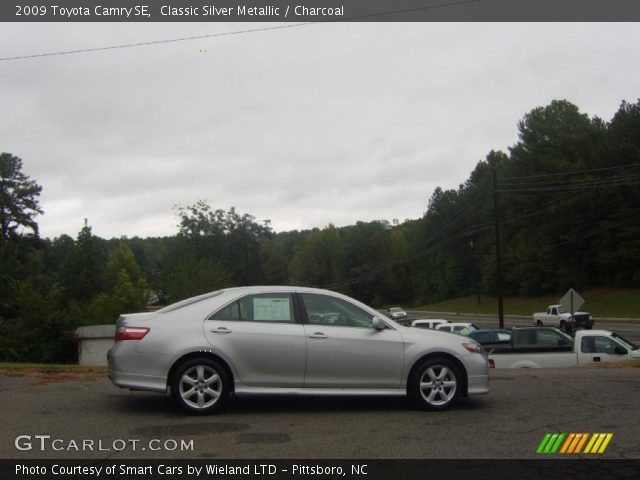 2009 Toyota Camry SE in Classic Silver Metallic