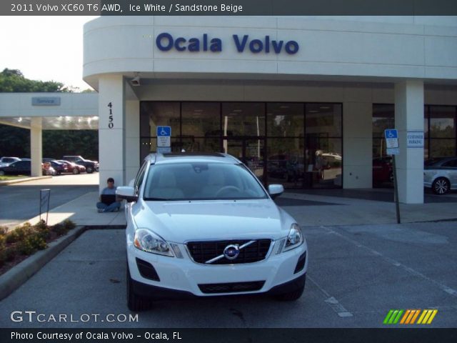 2011 Volvo XC60 T6 AWD in Ice White