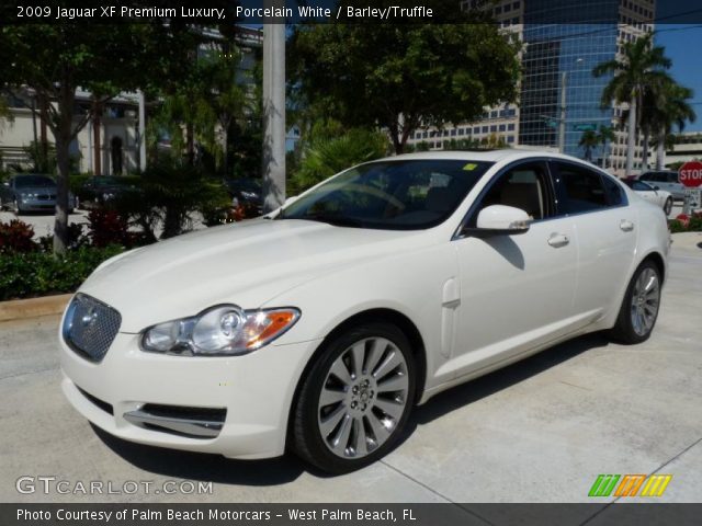 2009 Jaguar XF Premium Luxury in Porcelain White