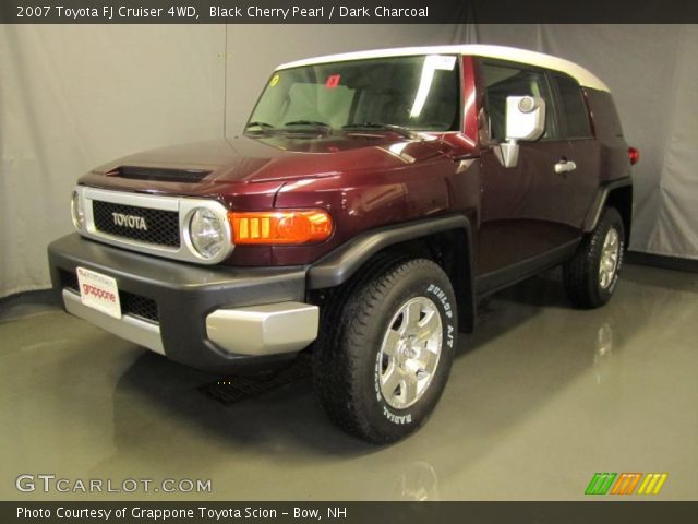 2007 Toyota FJ Cruiser 4WD in Black Cherry Pearl