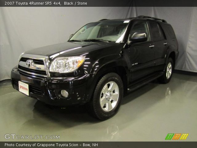 2007 Toyota 4Runner SR5 4x4 in Black