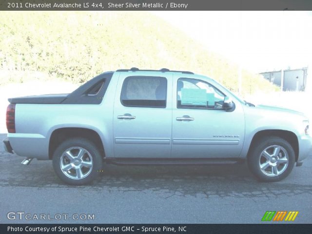 2011 Chevrolet Avalanche LS 4x4 in Sheer Silver Metallic