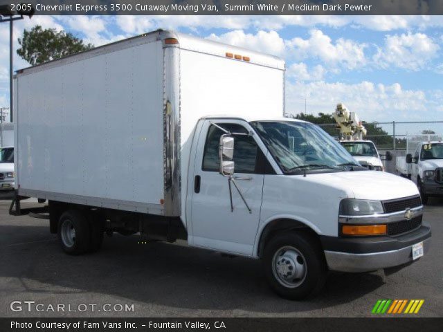 2005 Chevrolet Express 3500 Cutaway Moving Van in Summit White