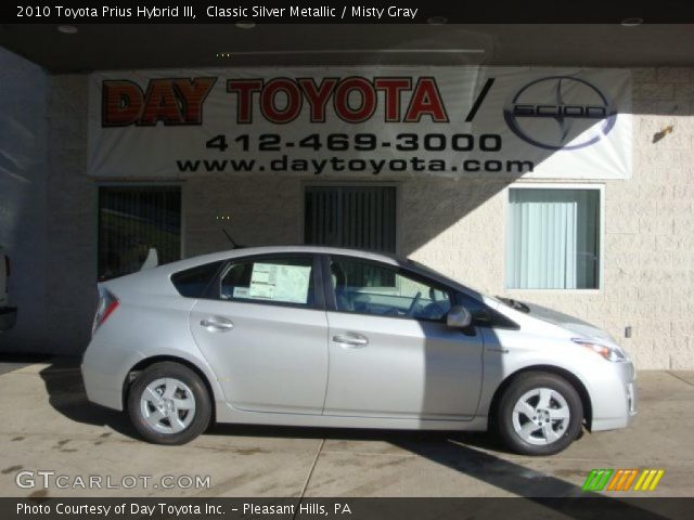 2010 Toyota Prius Hybrid III in Classic Silver Metallic