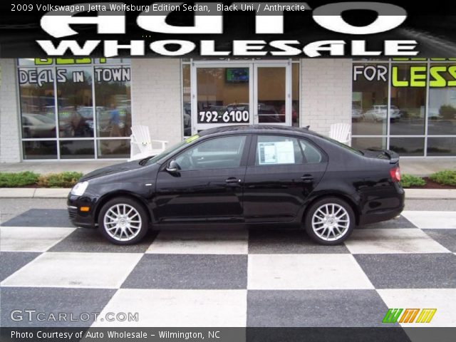 2009 Volkswagen Jetta Wolfsburg Edition Sedan in Black Uni