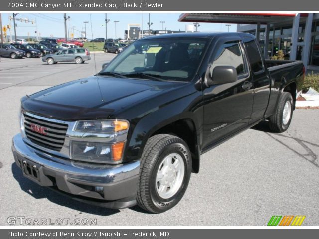 2004 GMC Canyon SLE Extended Cab in Black