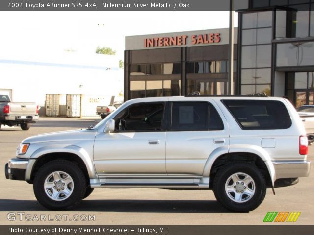 2002 Toyota 4Runner SR5 4x4 in Millennium Silver Metallic