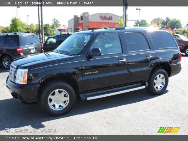 2005 Cadillac Escalade AWD in Black Raven