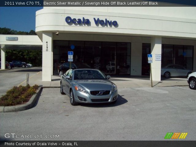 2011 Volvo C70 T5 in Electric Silver Metallic