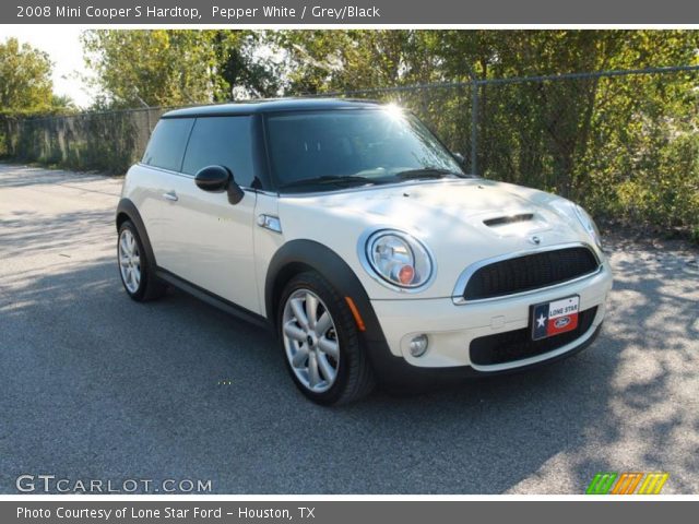 2008 Mini Cooper S Hardtop in Pepper White