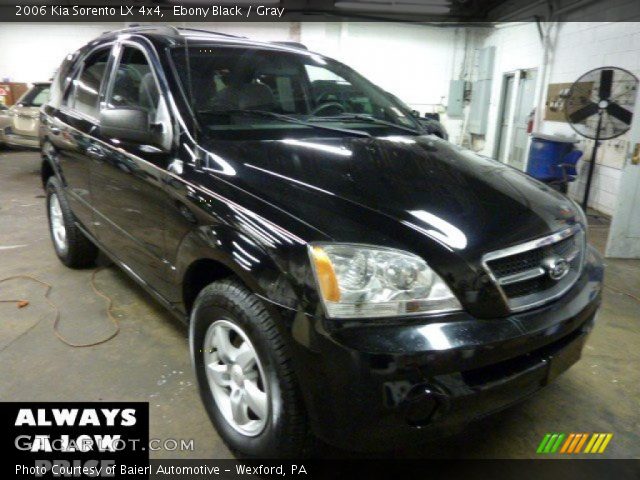 Kia Sorento 2006 Black. Ebony Black 2006 Kia Sorento LX 4x4 with Gray interior 2006 Kia Sorento LX 4x4 in Ebony Black